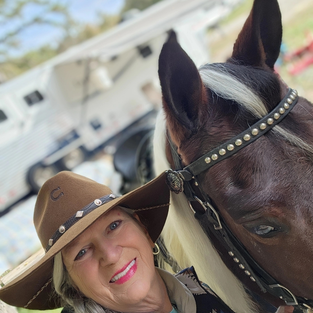 Meet your Posher, Kathy